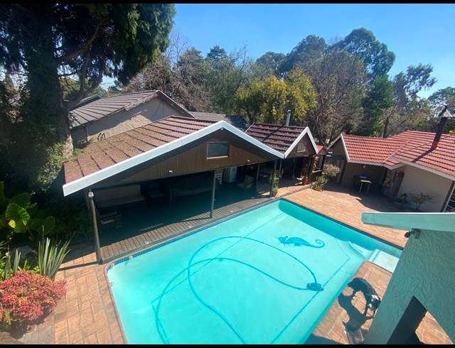 3 BEDROOM HOUSE FOR SALE IN CLUBVILLE